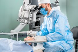 cataract surgeon